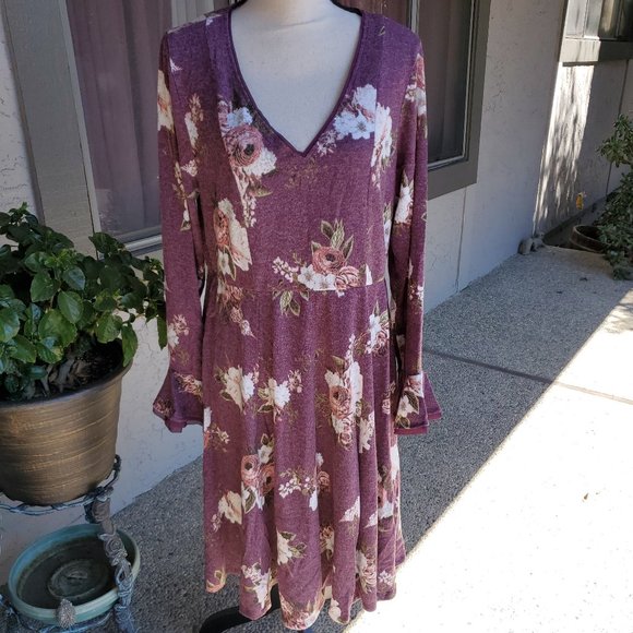 torrid Dresses & Skirts - NWT Torrid dress sz 1